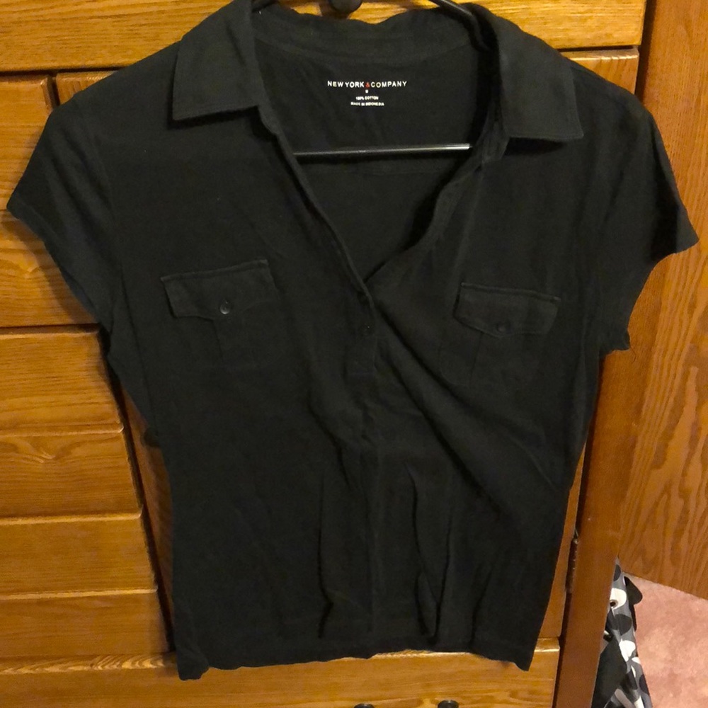 Short Sleeve Quarter Button